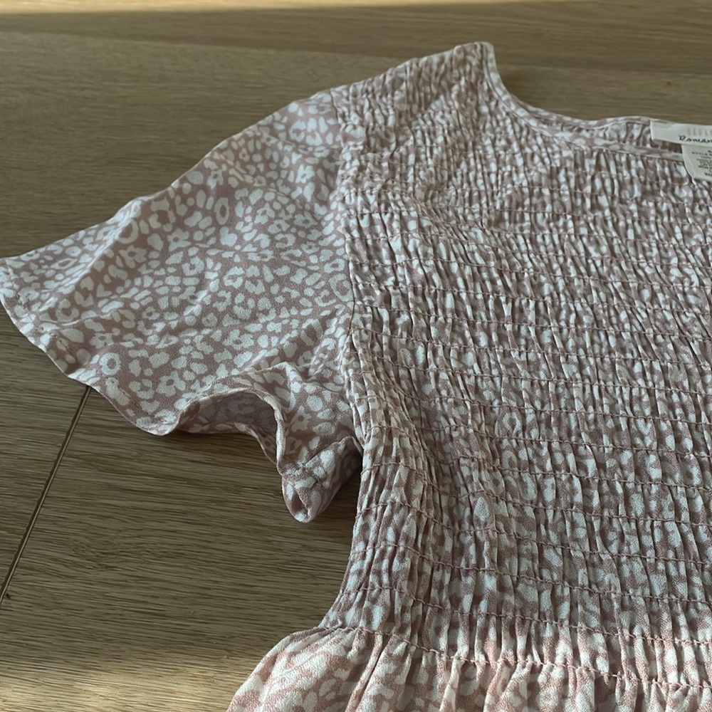 Pink + White Pattern Top - Picture 3 of 4